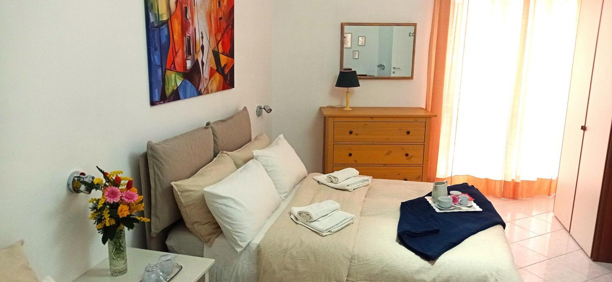 4 Apartment *